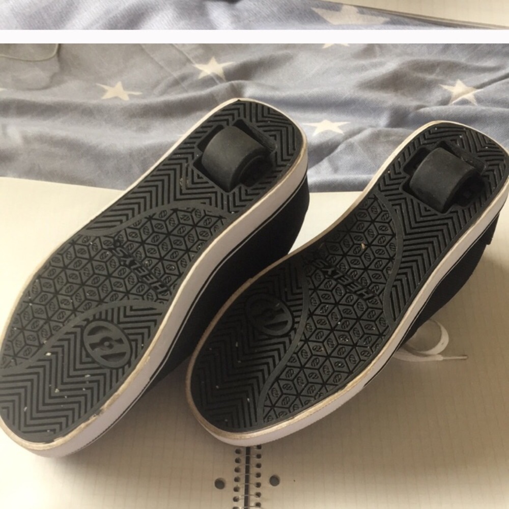 Heelys - Picture 3 of 5